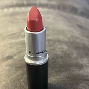 Mac Matte Lipstick Rouge A Levres: Color 668 FOREVER CURIOUS